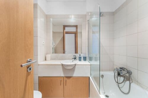 PF41207 - Apartamento T2 com jardim, Lisboa - Imagem 17