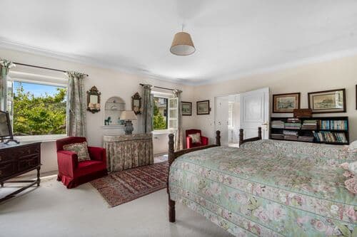 PF40300 - Moradia Isolada T6 + 2 com piscina, Ranholas, Sintra - Imagem 22