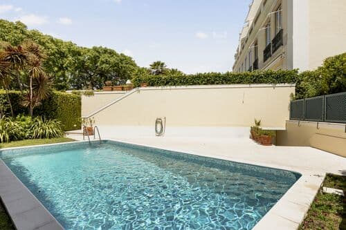 PF41306 - Apartamento T4 + 1 com piscina, Necessidades, Lisboa - Imagem 1
